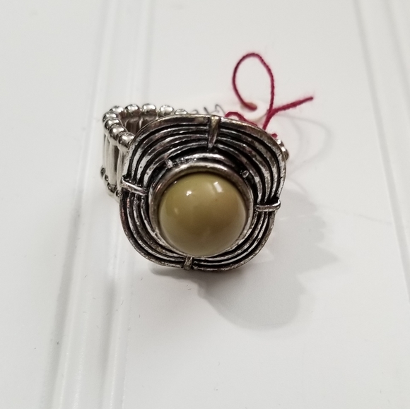 Paparazzi TARGET PRACTICE Ring - Picture 5 of 7